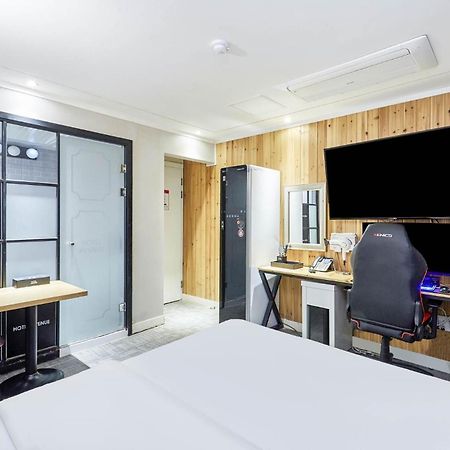 Avenue Hotel Yongin Bagian luar foto